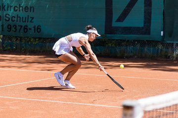 Bild 320 - RL TC an der Schirnau - SV Zehlendorfer Wespen : Ergebnis: 9:0